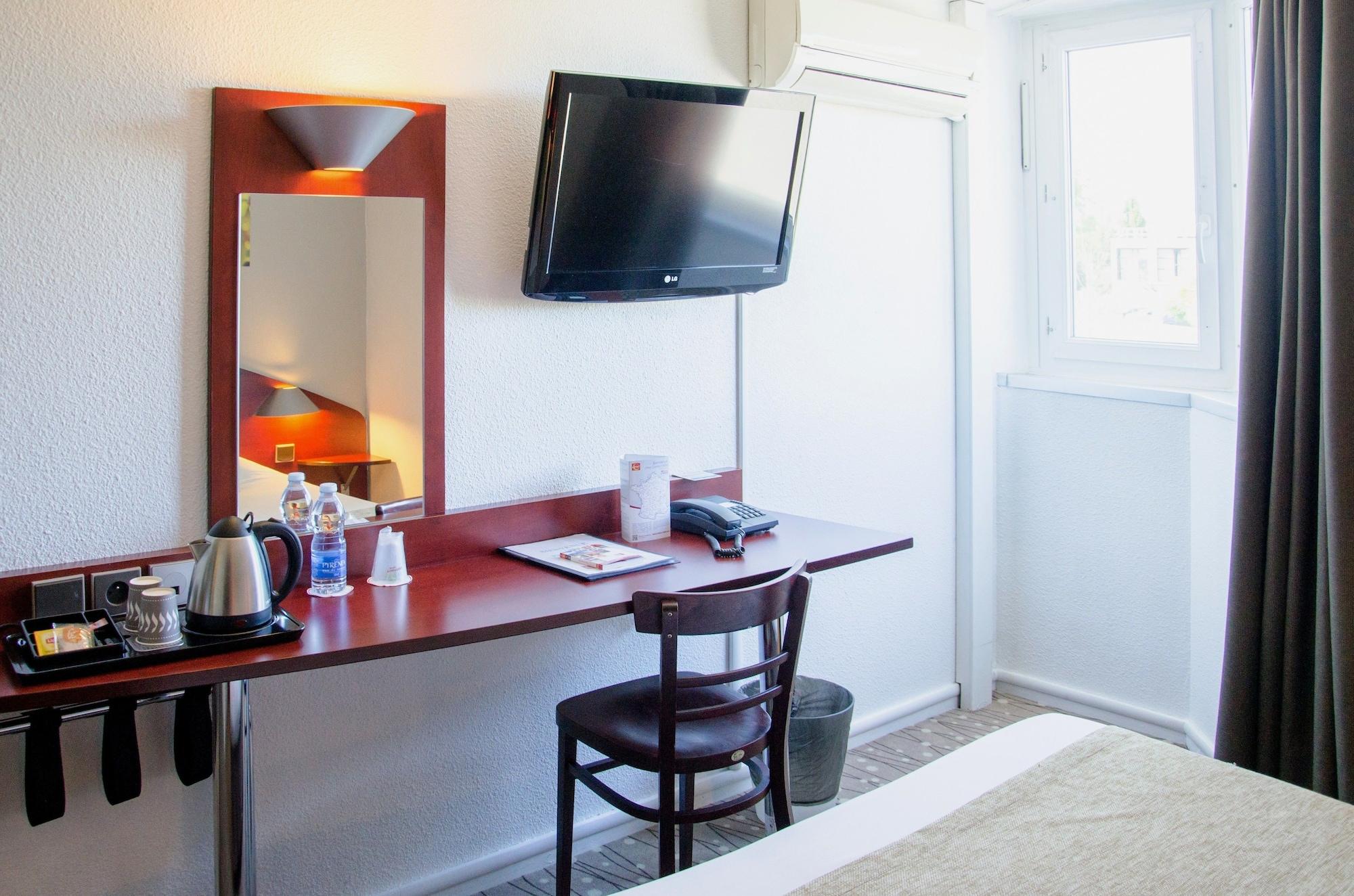 Contact Hotel Le Provencal Bordeaux Lac ภายนอก รูปภาพ